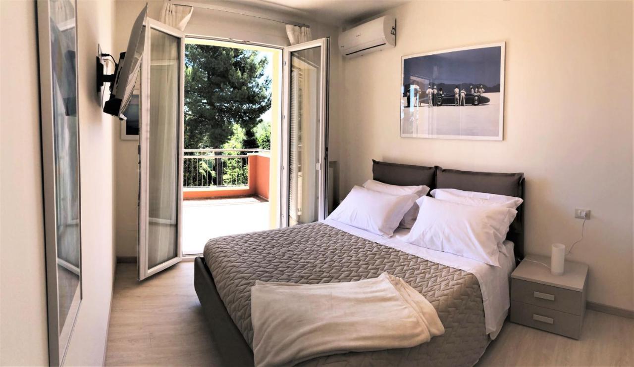 Residenza Verdemare Misano Adriatico Exteriör bild