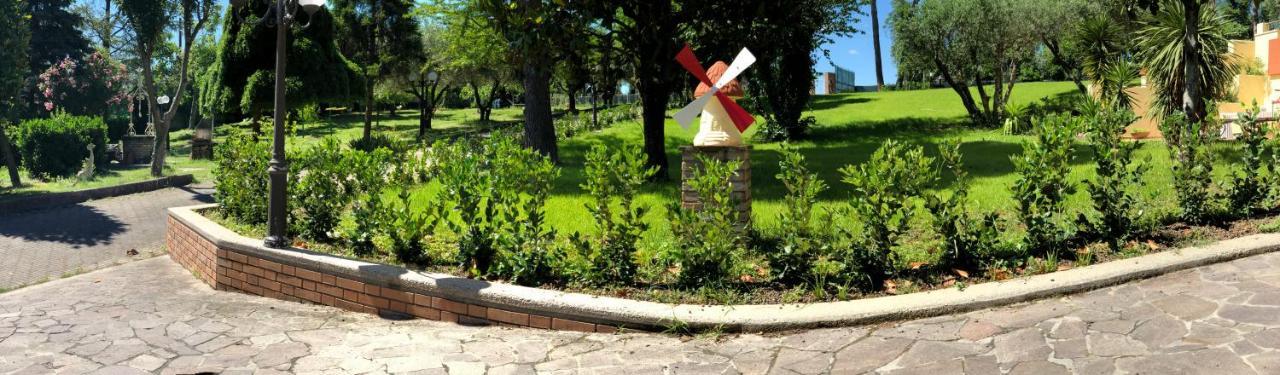 Residenza Verdemare Misano Adriatico Exteriör bild